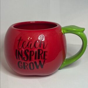 Tag Red Apple Teacher “Teach, Inspire, Grow” Mug
